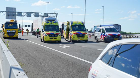 A2 near Nieuwegein open again after accident hit and run driver reports