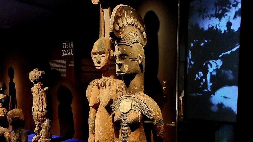 More than 200 objects from African cultures are visible during the exhibition 
