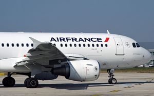 Air France KLM announces share split and capital reduction