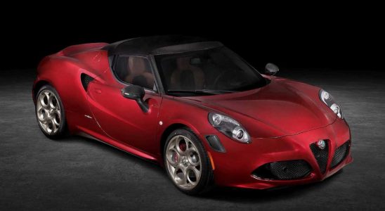 Alfa Romeo Develops Electric Sports Car 4E Spider