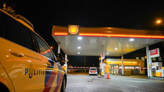 Armed robbery at Utrecht gas station perpetrator on the run