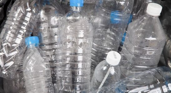 Bottled water offered to vulnerable amidst Wheatley Tilbury advisory
