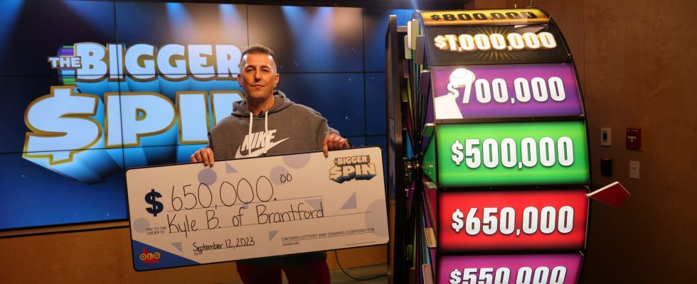 Brantford man wins 650K while doing favor for mom