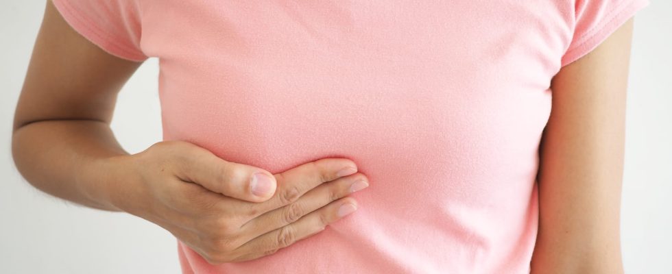 Breast cyst symptoms cause worrying