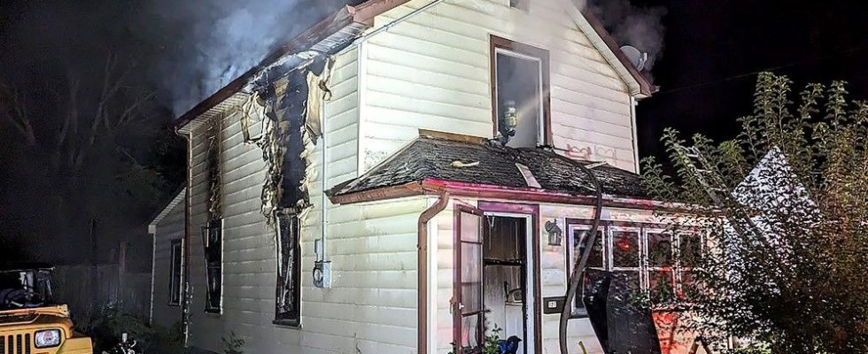 East Chatham home damaged in early morning fire