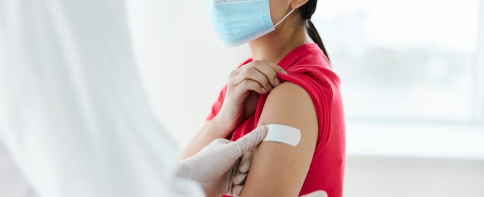 Flu vaccine 2023 date names effectiveness for whom