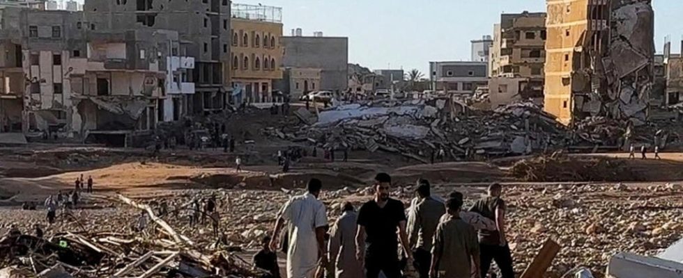 Help begins to arrive in the devastated town of Derna