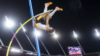 Heres the reason why Swedens pole vaulter improves his world