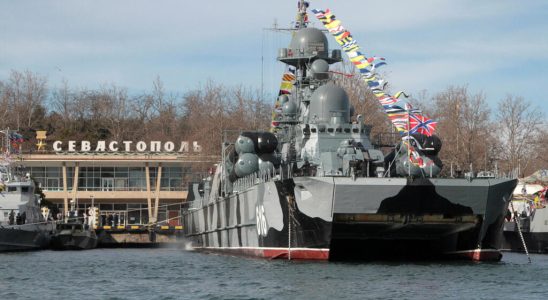 In Crimea the Sevastopol shipyard targeted by missiles