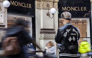 Moncler suffers on the stock market with cuts to target