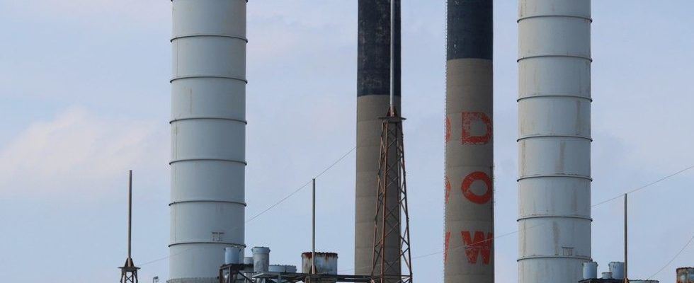 More flaring caused by steam supply hitch at Sarnia plant