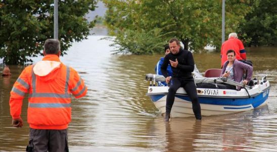 Neighbor in the grip of flood disaster The authorities are