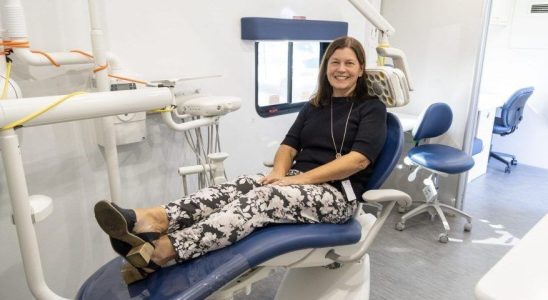 New mobile dental clinic serves low income seniors in Oxford Elgin