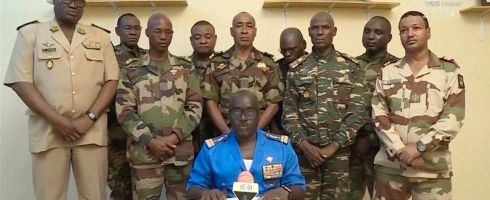 Niger junta warns France Dont get involved
