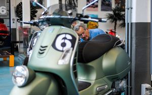 Piaggio SP confirms rating and improves outlook to positive