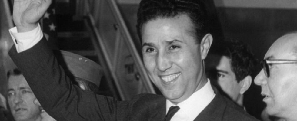 September 15 1963 Ahmed Ben Bella becomes the first president