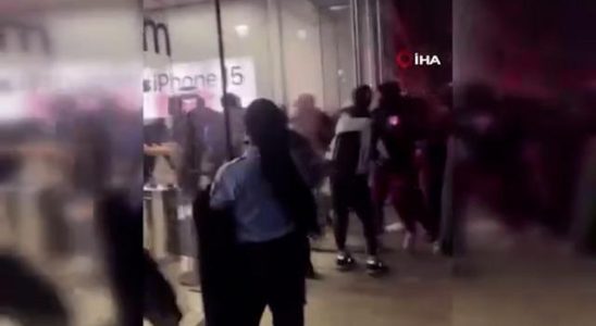 They looted the Apple store in the USA Looting moments