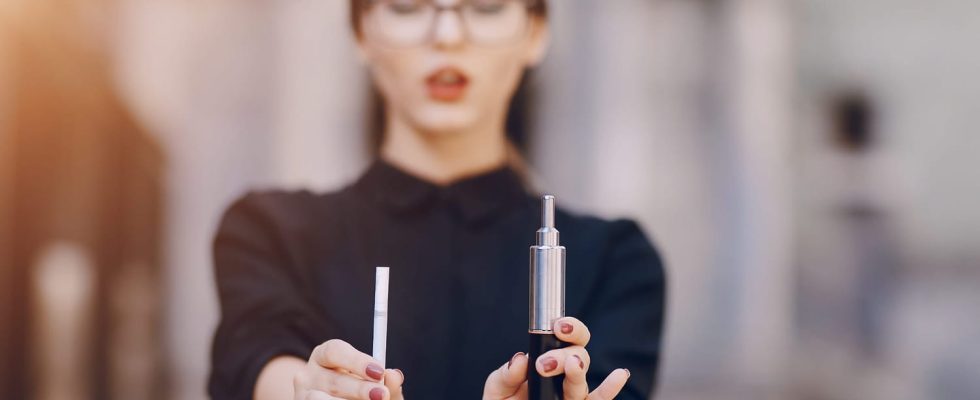 Vaping pregnant with or without nicotine what are the dangers