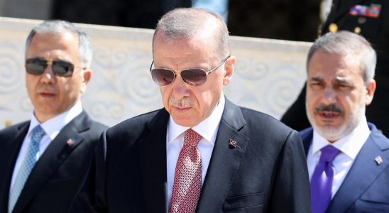 Visiting Russia Erdogan hopes to change Putins position on the