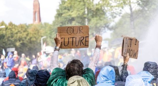 Young people paralyzed by climate stress Take action says Utrecht