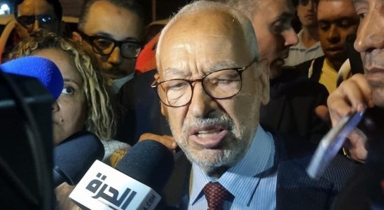 in prison opponent Rached Ghannouchi begins a hunger strike