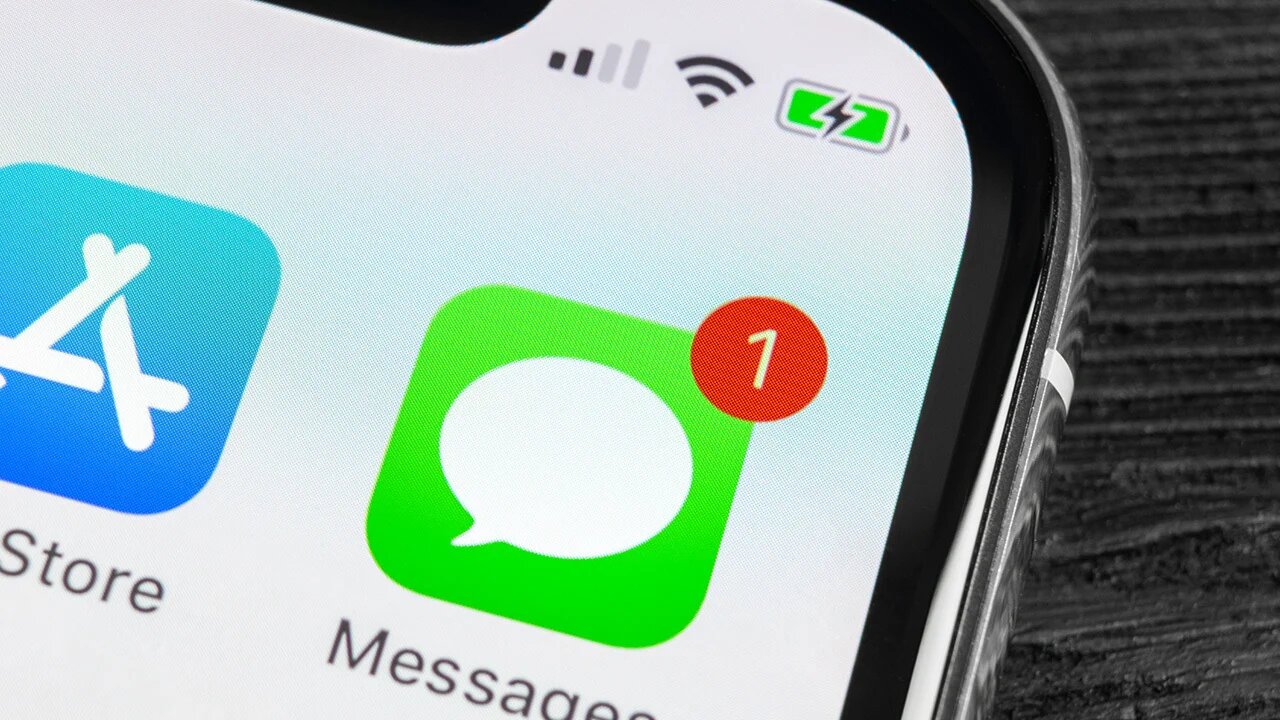 Apple Strengthens iMessage Security