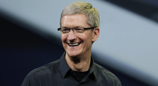 Apple CEO Tim Cook Gives Importance to Productive Artificial Intelligence
