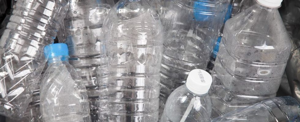 Bottled water to be available to Wheatley Tilbury residents