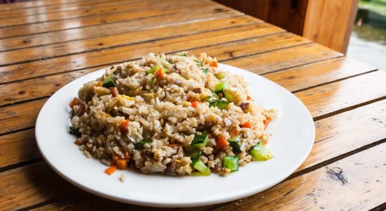 Cantonese rice syndrome when an everyday bacteria turns into fatal