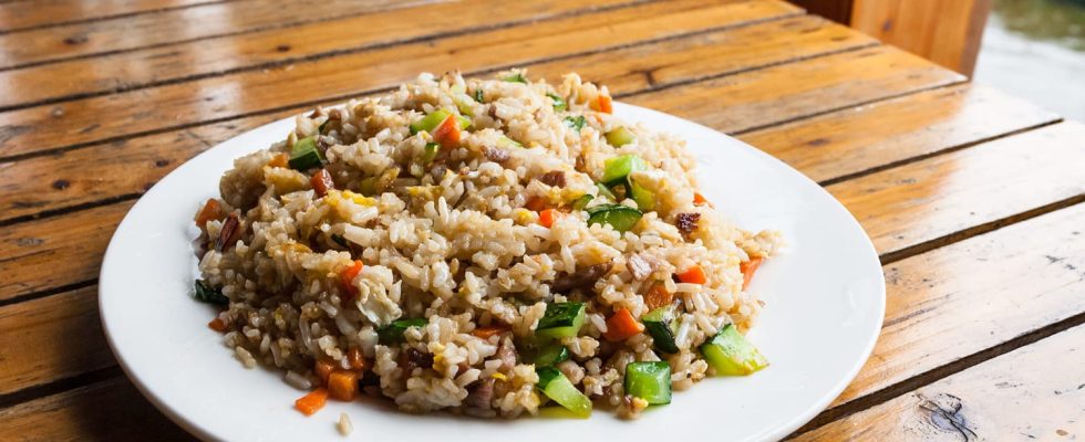 Cantonese rice syndrome when an everyday bacteria turns into fatal