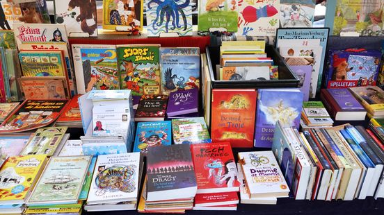 Childrens Book Week started in Utrecht RTV Utrecht
