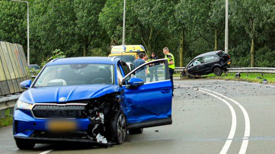 Devastation after collision in Amersfoort pieces of bumper strewn across