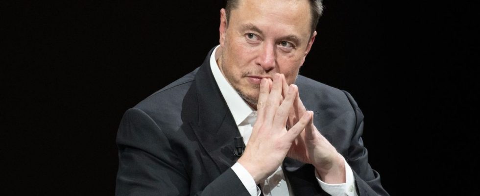 Elon Musk father of an 11th child with a very