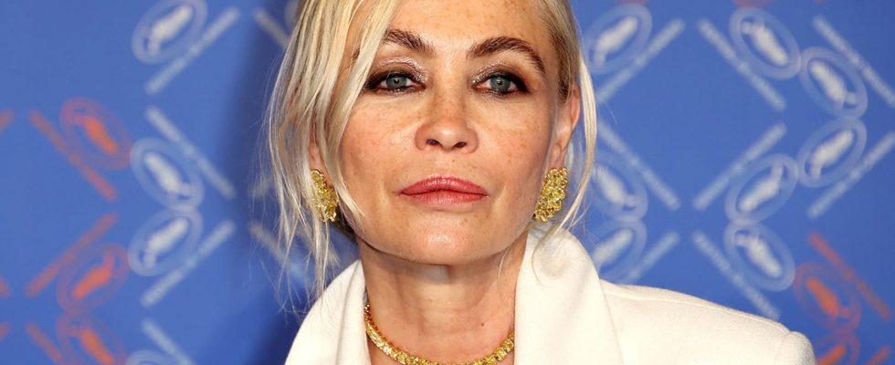 Emmanuelle Beart short hair and no makeup Discover her astonishing