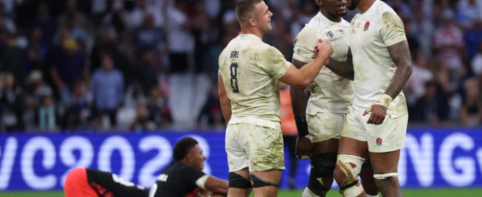 England wins in pain against Fiji