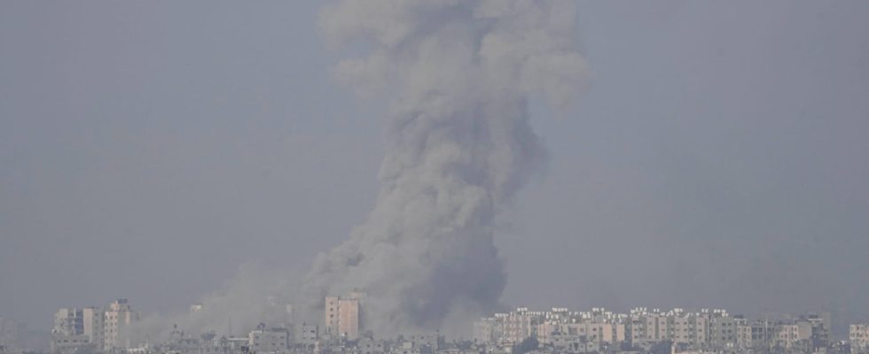 Hamas Israel war intensive bombings on the Gaza Strip telecommunications cut