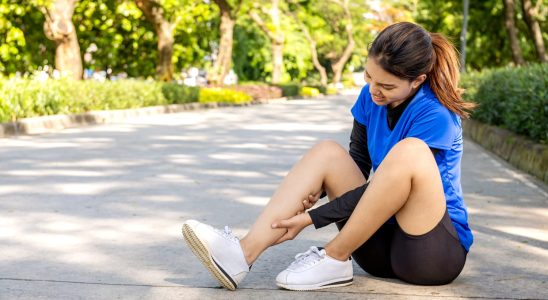 How to recognize a muscle strain and treat it
