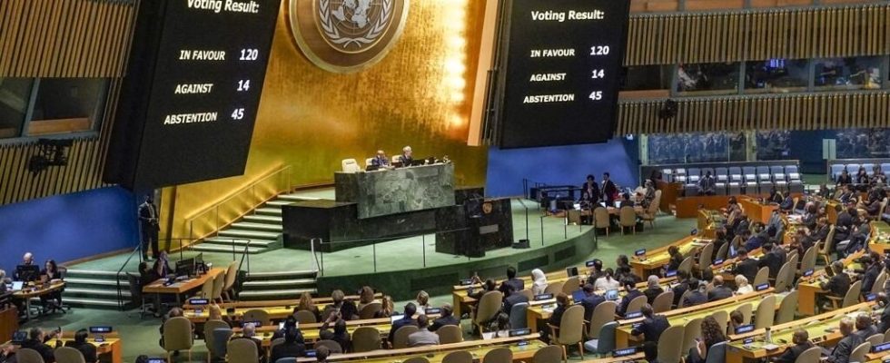 Israel Hamas war UN General Assembly votes largely in favor of