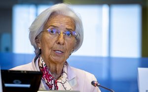 Lagarde ECB Greece was able to overcome the debt challenge