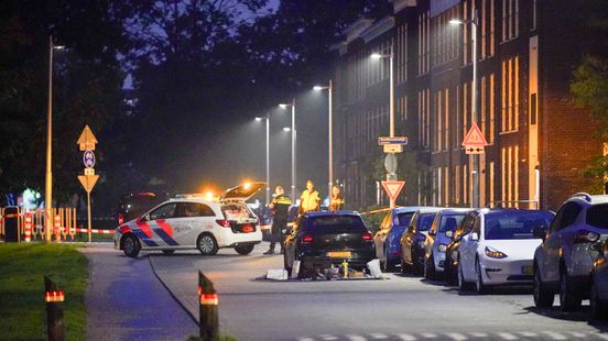 Police investigate car with possible explosives in residential area Utrecht
