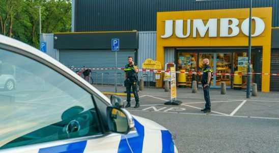 Public Prosecution Service wants TBS for hatchet robber Utrecht supermarket