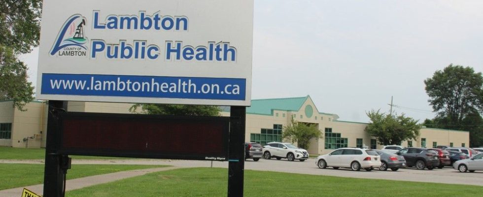 Test confirmed human West Nile virus case reported in Lambton County