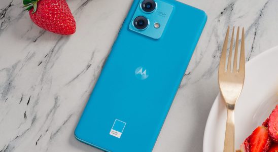 With the Edge 40 Neo Motorola has created an affordable