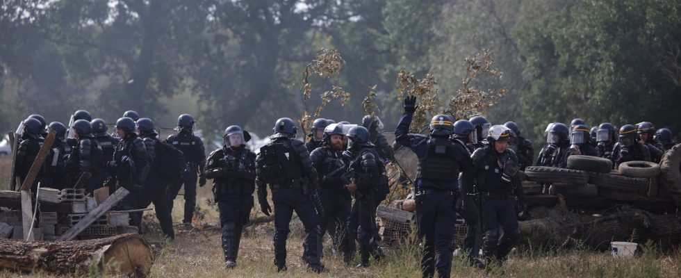 intervention of the gendarmes to evacuate the ZAD of opponents
