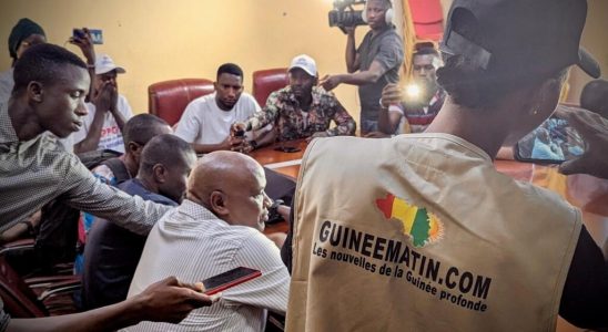 thirteen journalists briefly arrested during a demonstration in Conakry