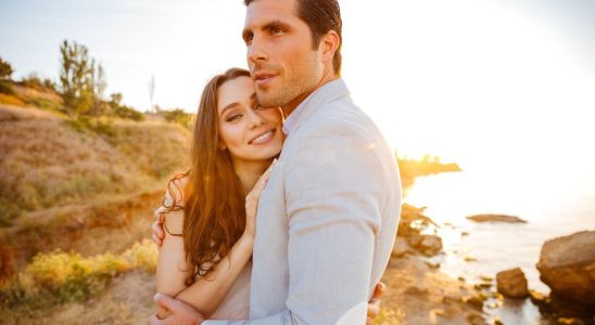 5 reasons to date an accomplished person