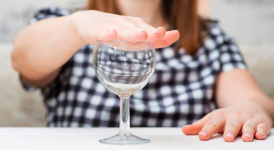 Alcohol the length of time you should stop drinking to