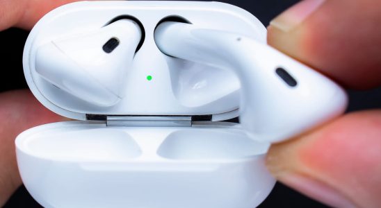 Black Friday AirPods less than 100 euros for real Apple