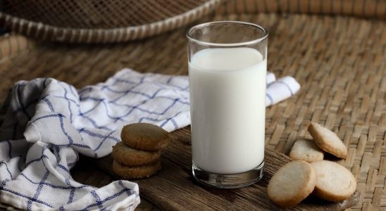 How to recognize milk that has gone sour