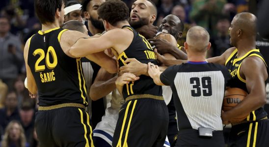 NBA Gobert strangled the Spurs and Wembanyama humiliated Images